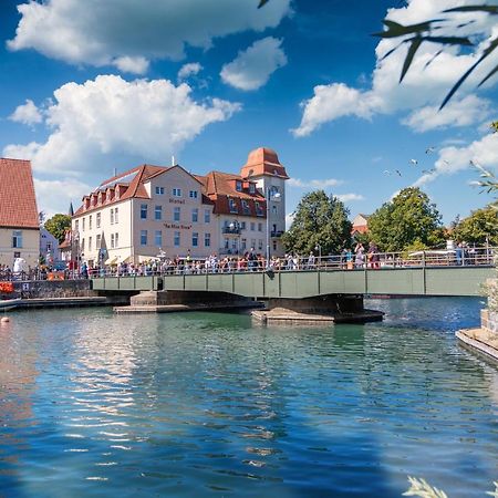 Hotel Am Alten Strom Rostock Exterior foto