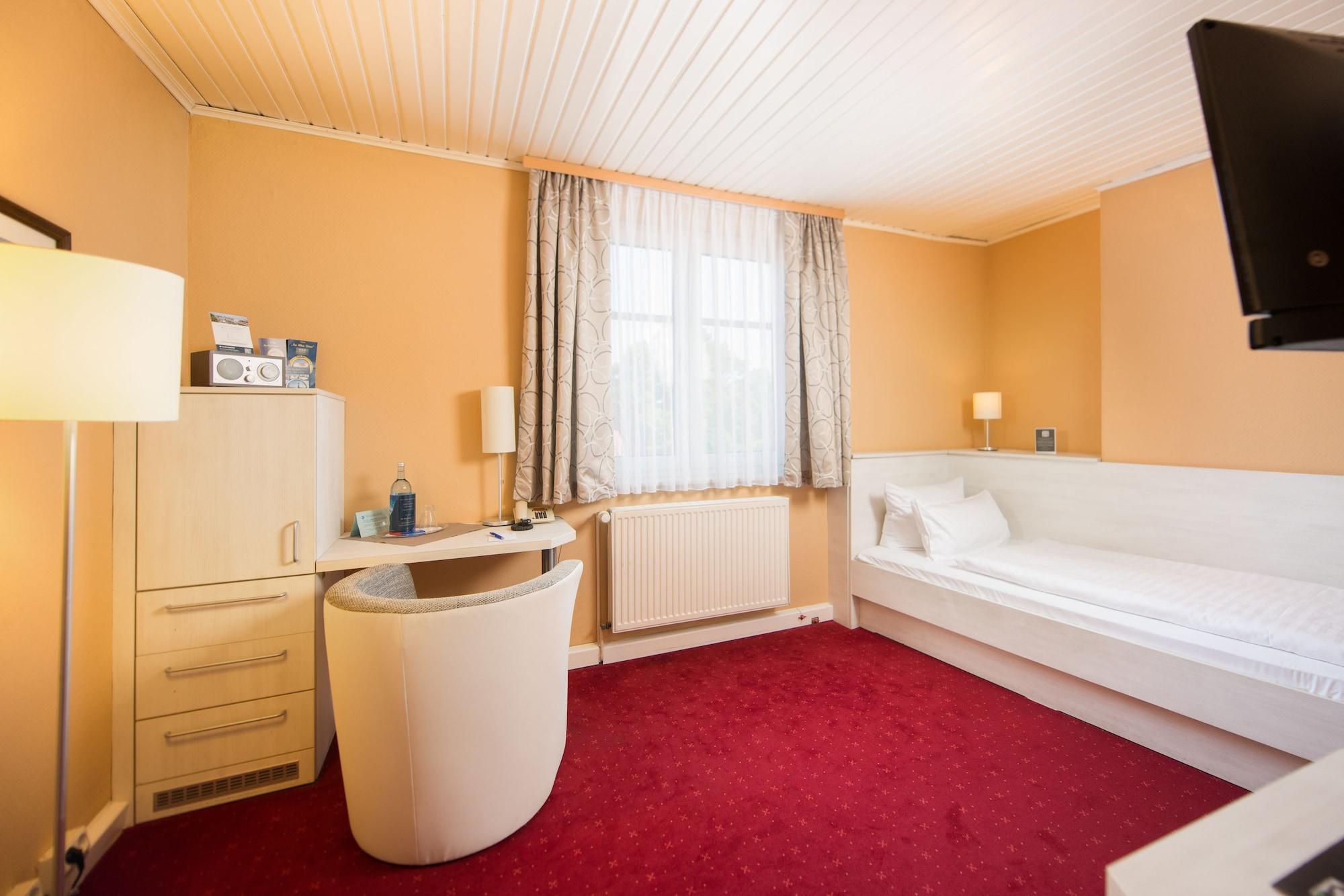 Hotel Am Alten Strom Rostock Exterior foto