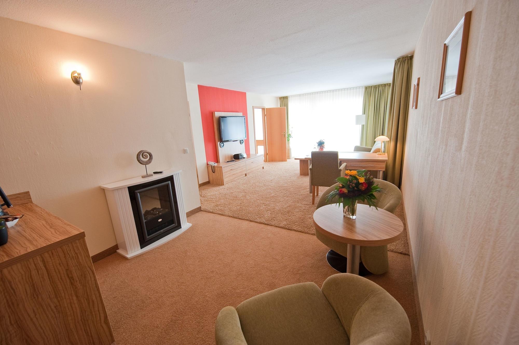 Hotel Am Alten Strom Rostock Exterior foto