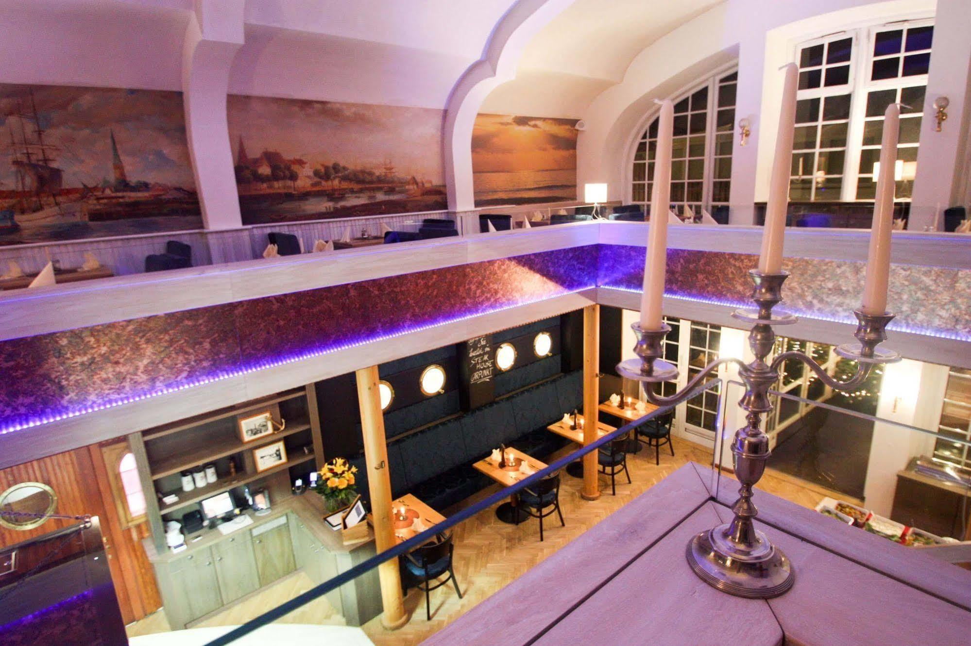 Hotel Am Alten Strom Rostock Exterior foto